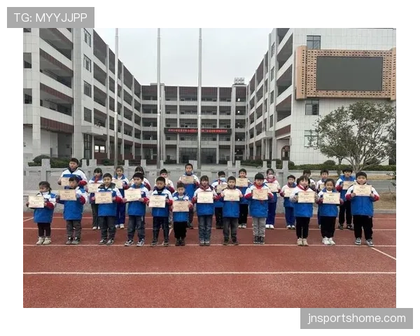足球体育道德规则:裁判如何依据公平原则维护比赛秩序 足球体育道德规则:裁判如何依据公平原则维护比赛秩序